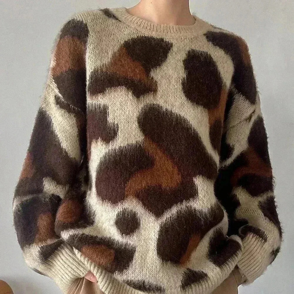 Coffee Brown Casual Women's Leopard Print Drop Shoulder Sweater - Picture 2 of 6